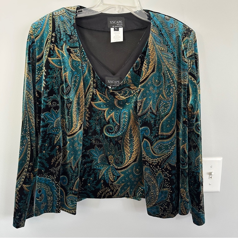 Xscape Black Petite Top
